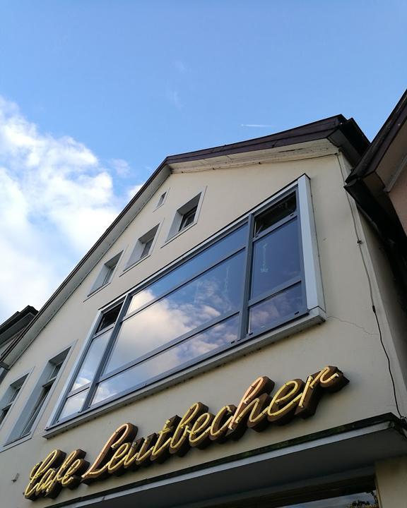 Café Leuchtbecher